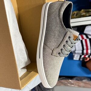 Casual Men's Grey Canvas Lace-Up Sneakers